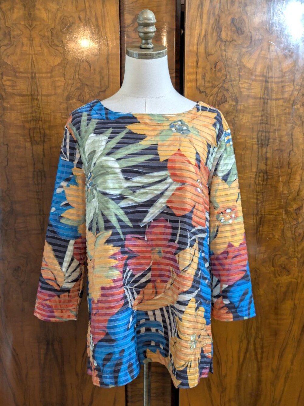 Multiples Top Women's Size L Tropical Floral Stripe Burnout Blouse 3/4 Sleeve